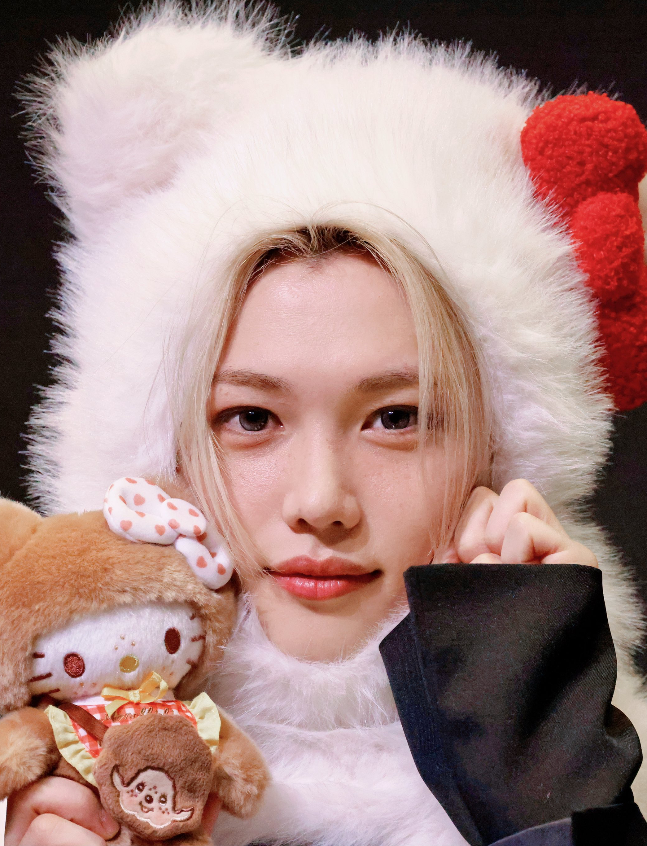 Latest photo of Felix (Stray Kids)