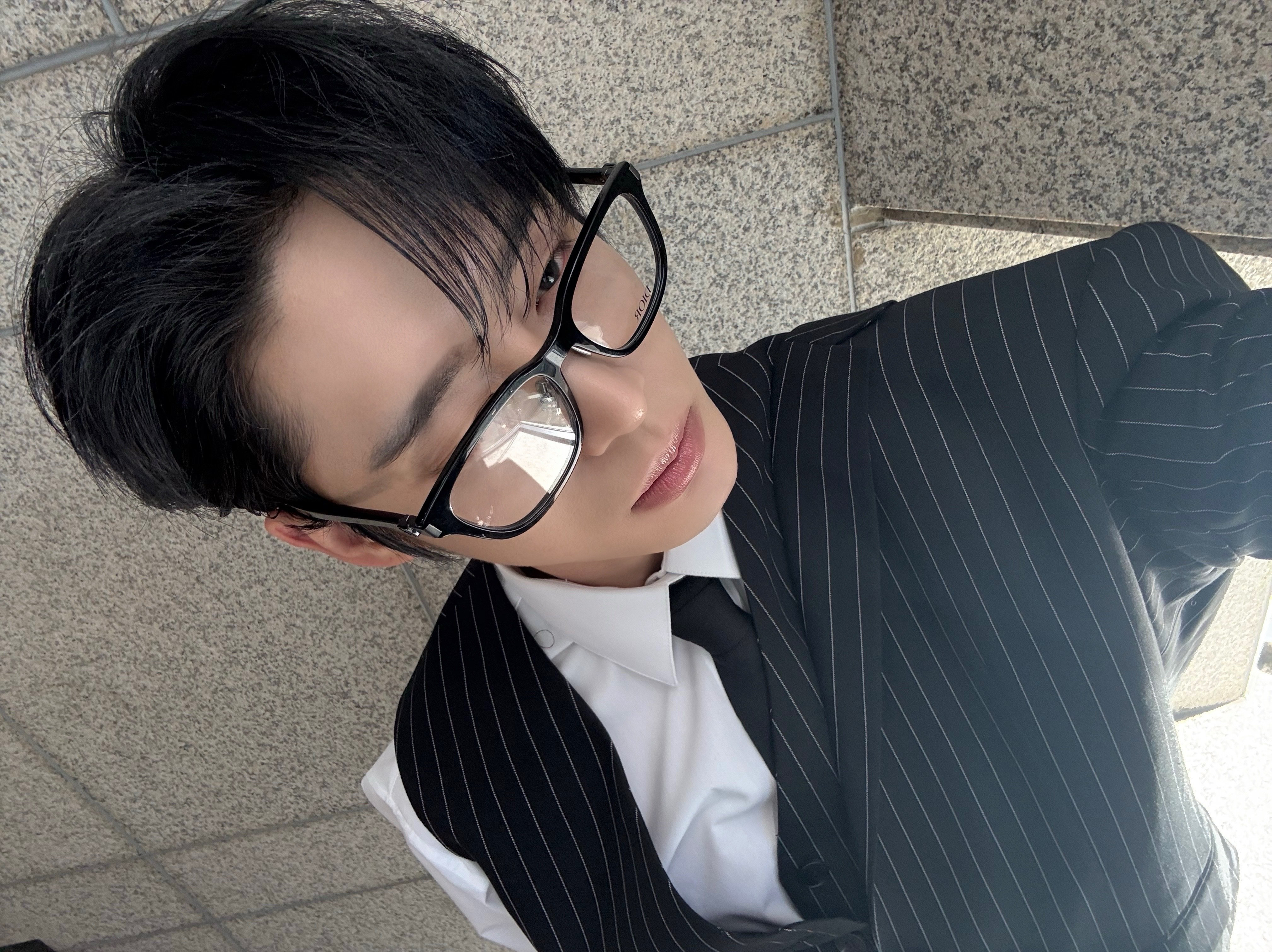 A moment captured by Kim Jiwoong (ZEROBASEONE)'s fan