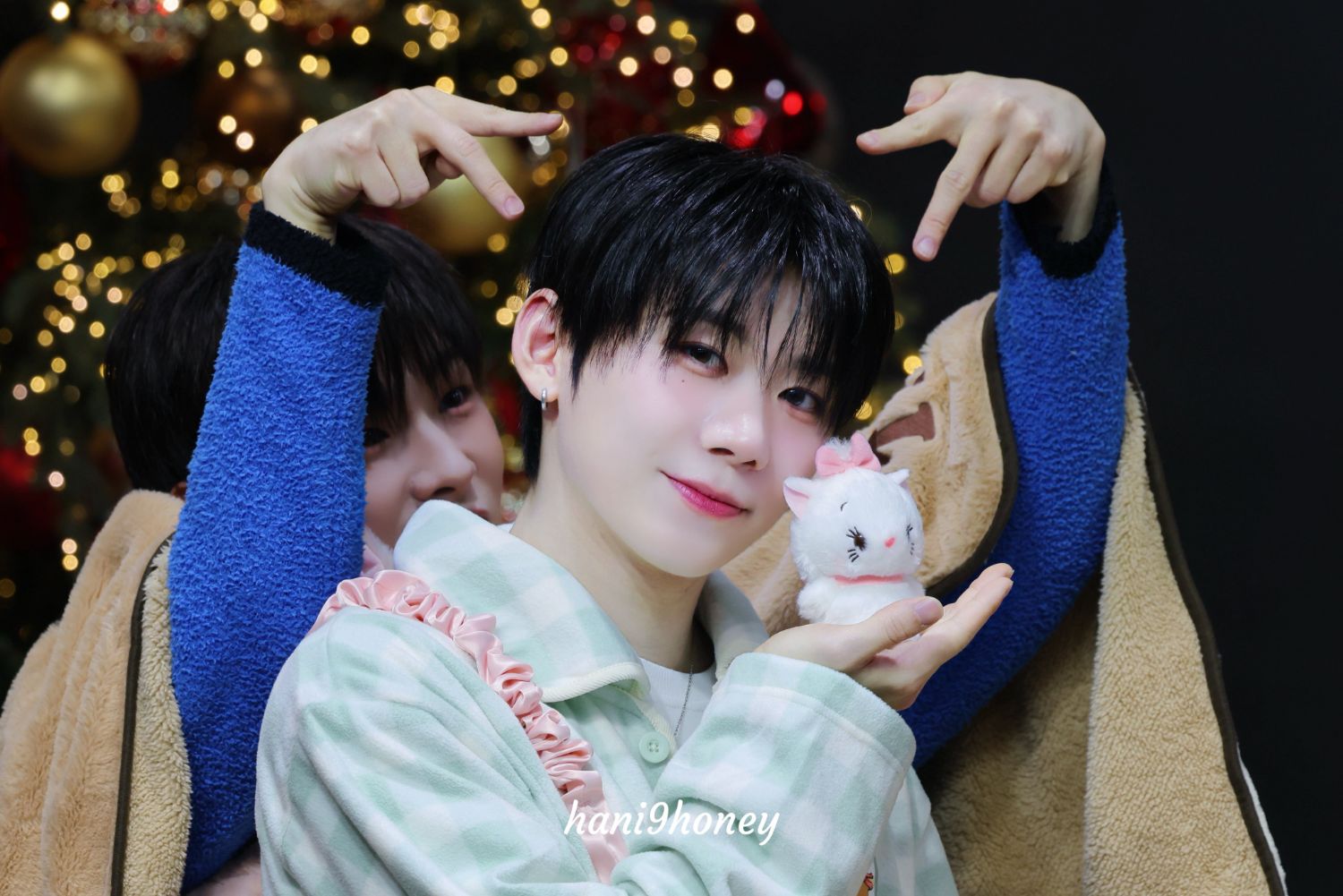 Recent activity shot of Park Han (AHOF)