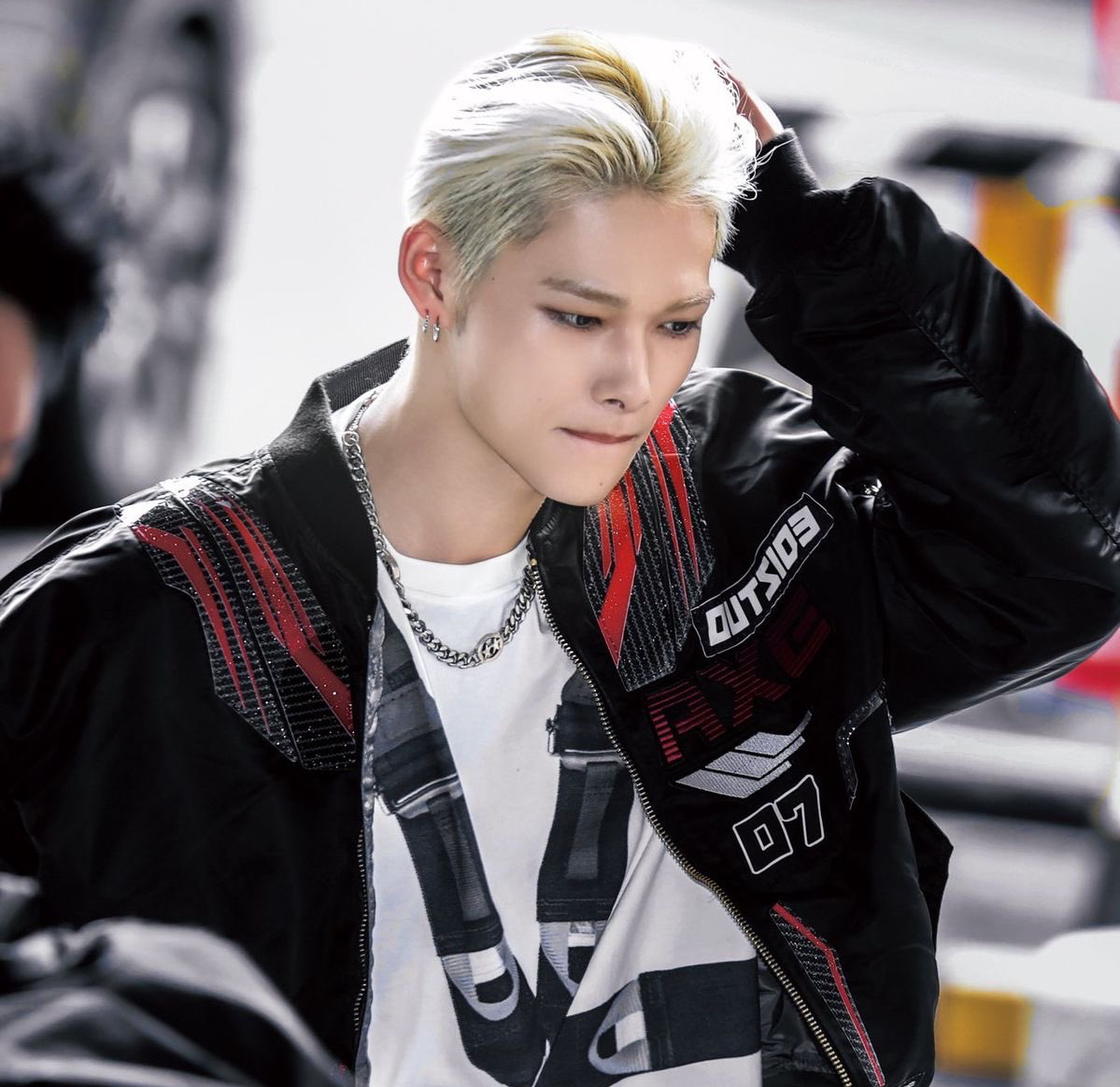 Foto terbaru NI-KI (ENHYPEN)