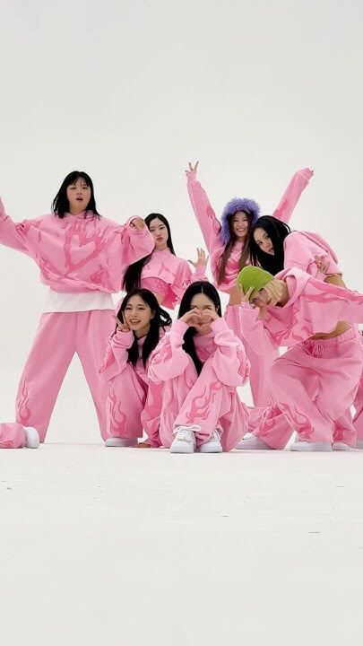 Fan-made special wallpaper for TWICE