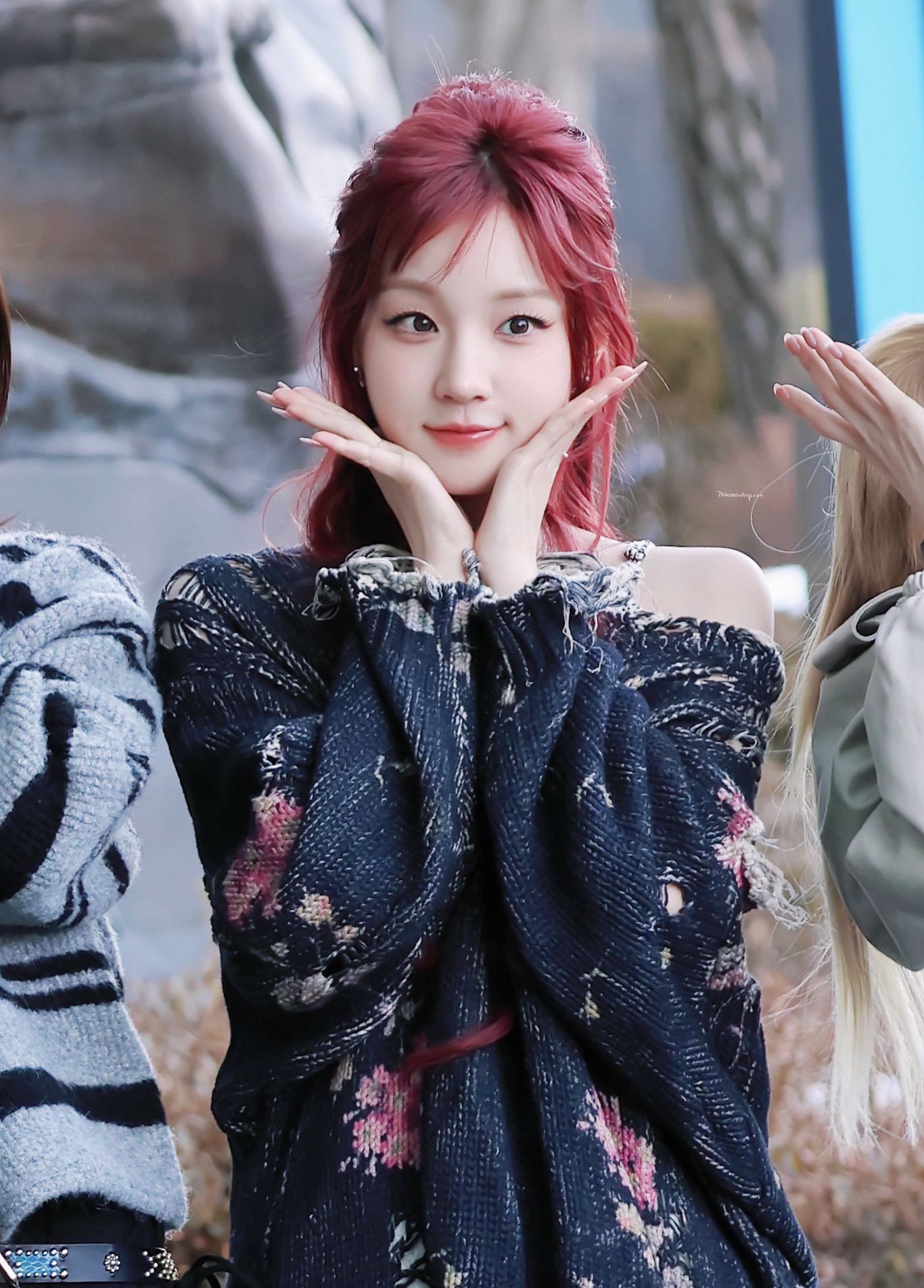 Foto aktivitas terbaru Yuqi (i-dle)