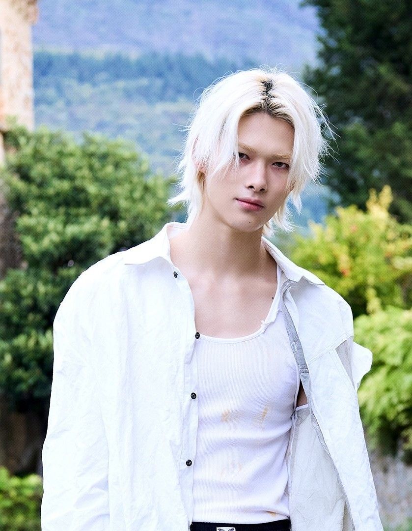 Behind-the-scenes cut of NI-KI (ENHYPEN)