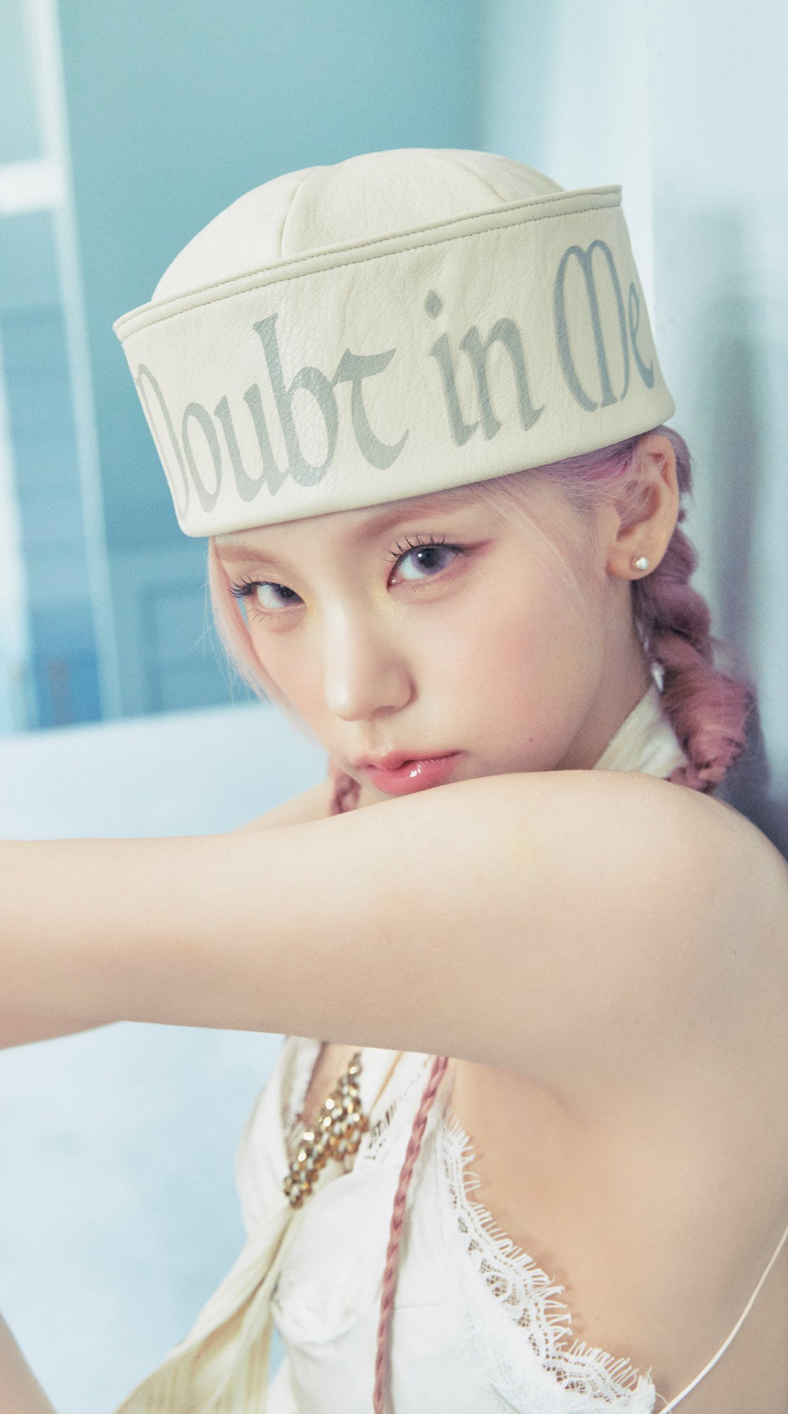 Behind-the-scenes cut of Yeji (ITZY)