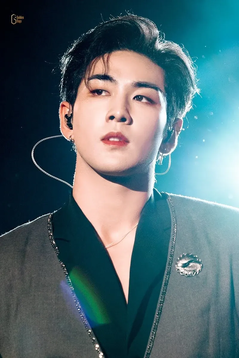 백호의 비하인드 컷