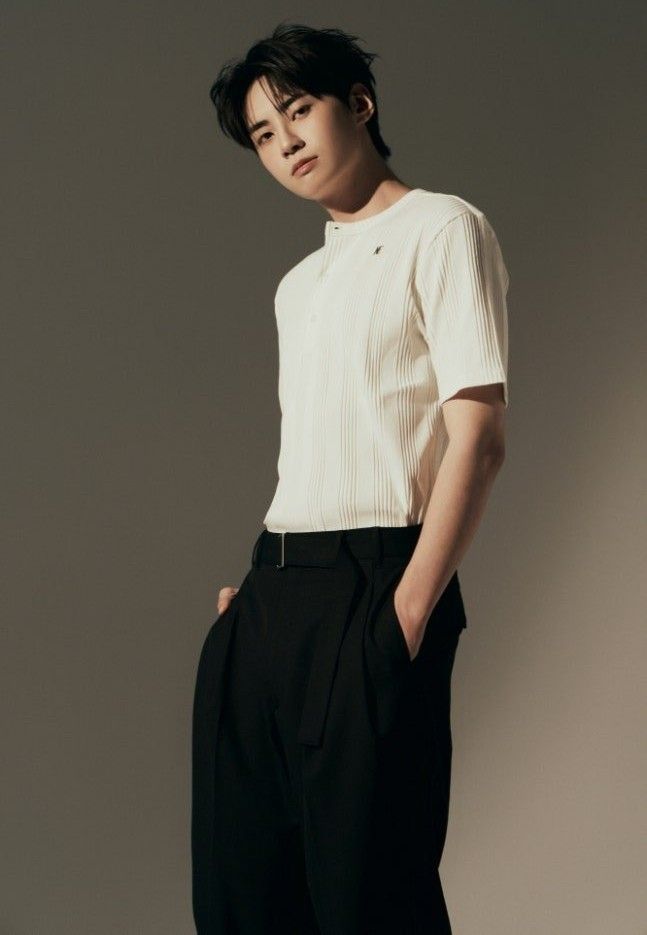 Recent activity shot of Lee Jinhyuk