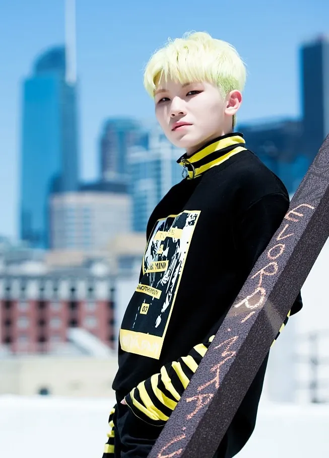 우지 (세븐틴)의 비하인드 컷