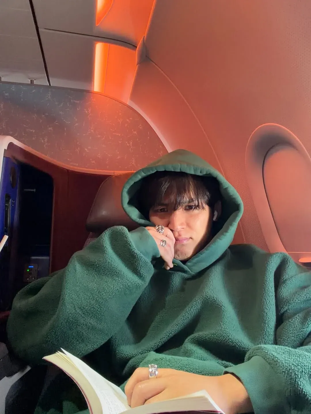 Latest photo of Mingyu (SEVENTEEN)