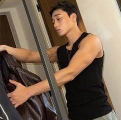 崔傘 (ATEEZ)的幕後花絮