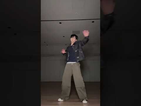 Latest photo of Jungwon (ENHYPEN)