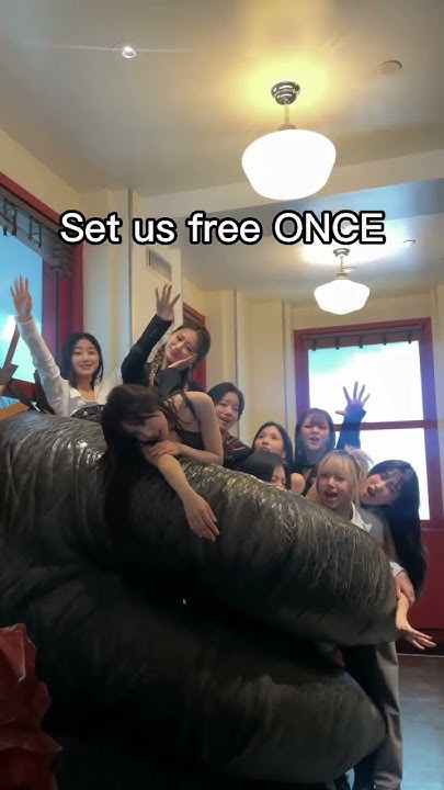 Momo (TWICE)的最新照片