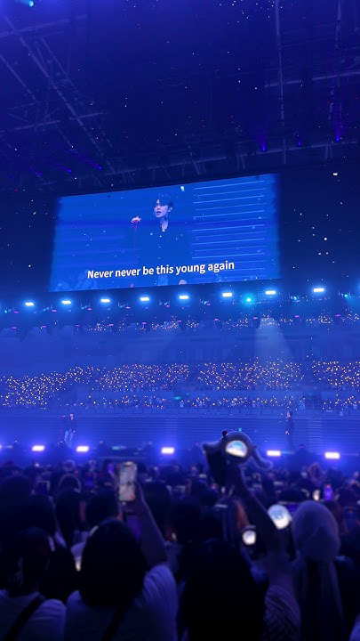 A moment captured by Mingyu (SEVENTEEN)'s fan