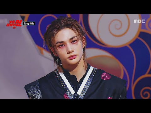 A moment captured by Felix (Stray Kids)'s fan