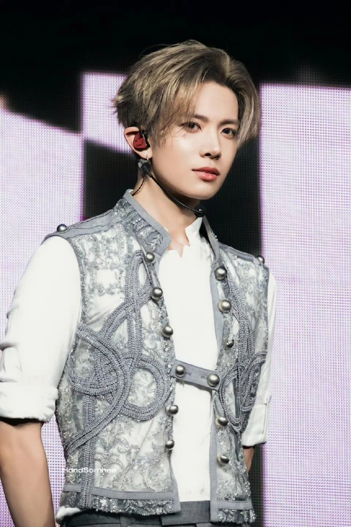 에반의 비하인드 컷