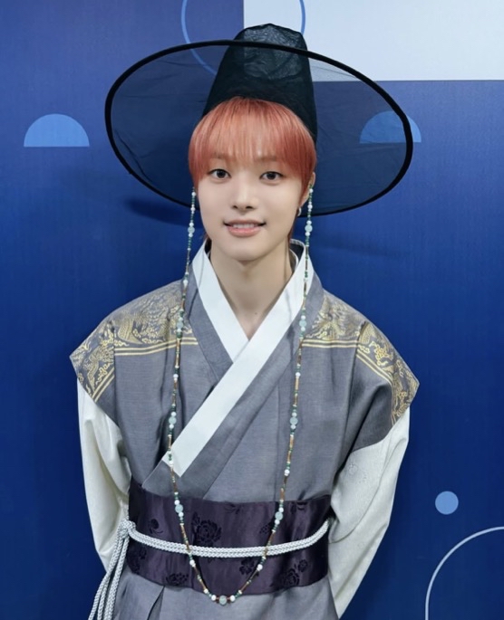 Recent activity shot of EJ (&TEAM)