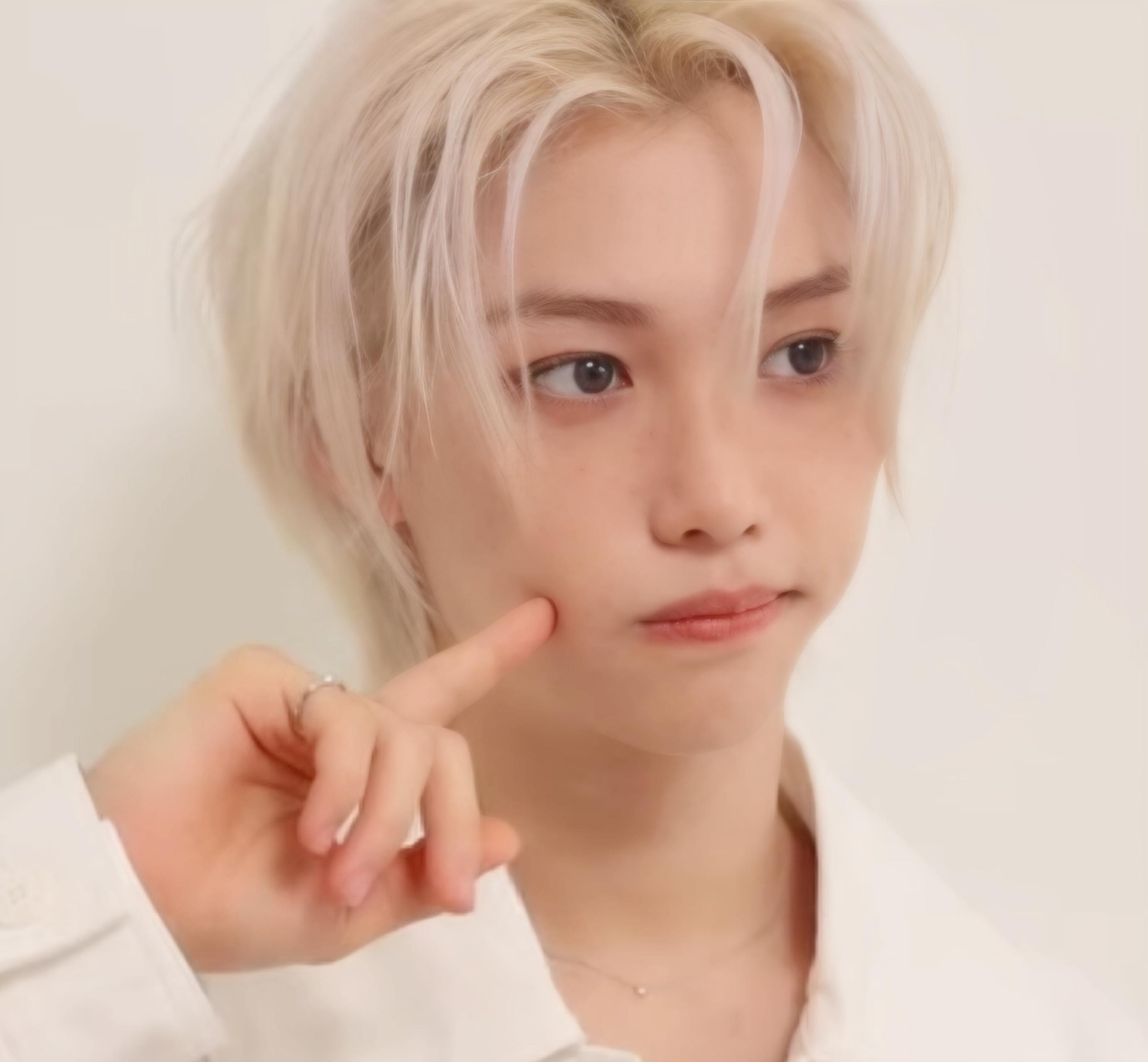 Behind-the-scenes cut of Felix (Stray Kids)