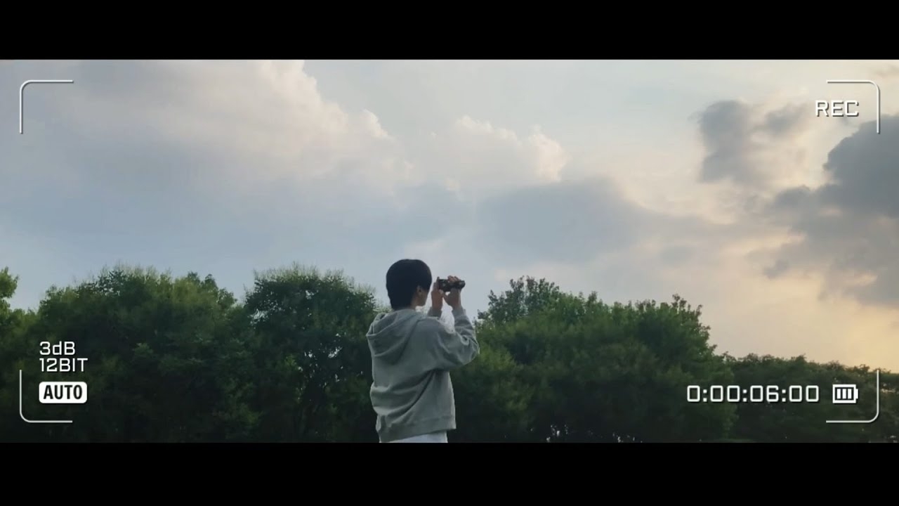 A moment captured by Rocky's fan