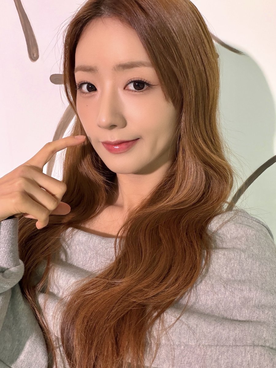 Latest photo of Apink