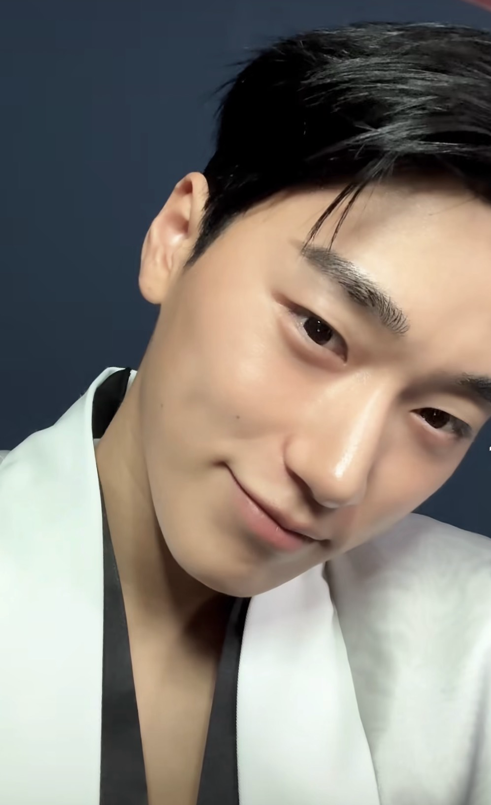 A moment captured by San (ATEEZ)'s fan