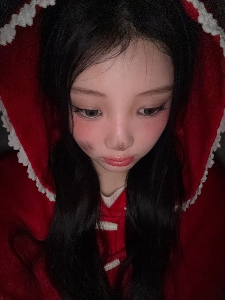 Recent activity shot of Wonhee (ILLIT)