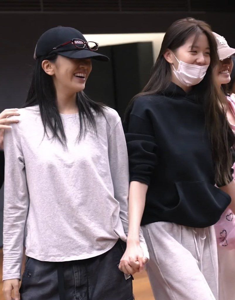 Recent activity shot of Jang Wonyoung (IVE)