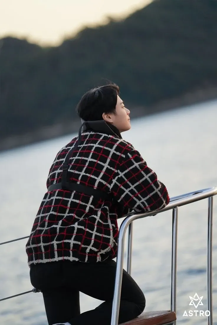 Recent activity shot of Moonbin (ASTRO)