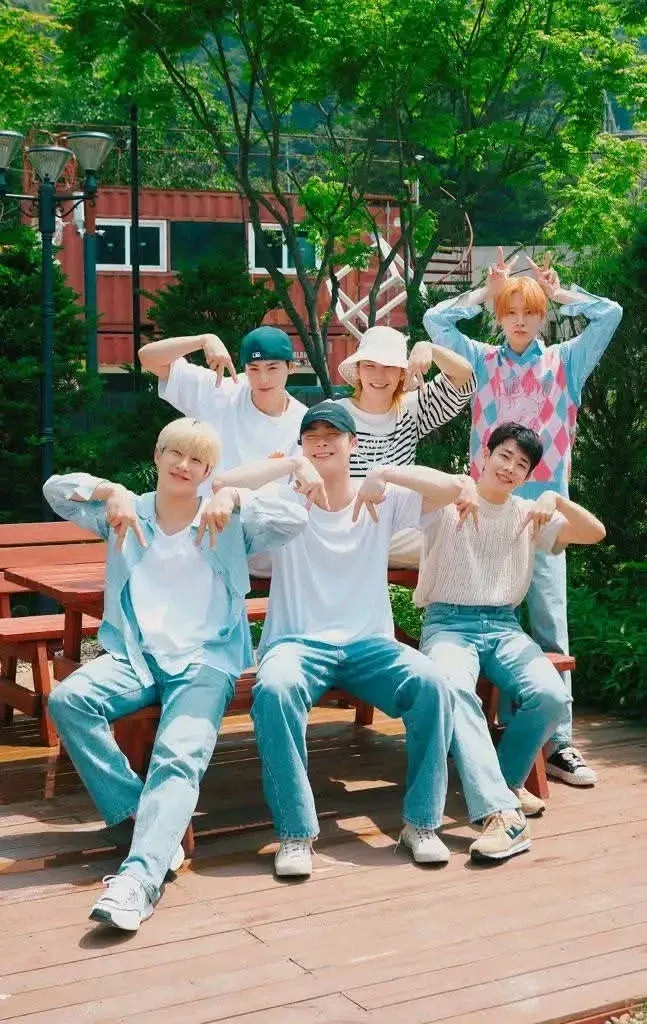 Behind-the-scenes cut of Moonbin (ASTRO)