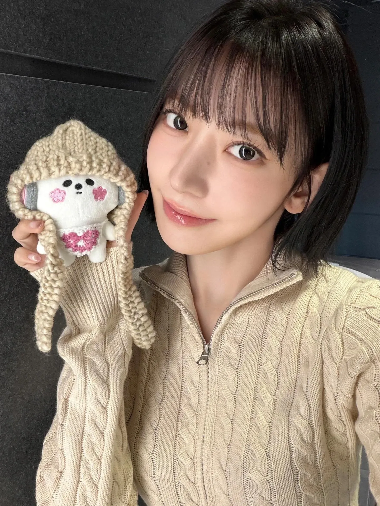 Recent activity shot of Sakura (LE SSERAFIM)