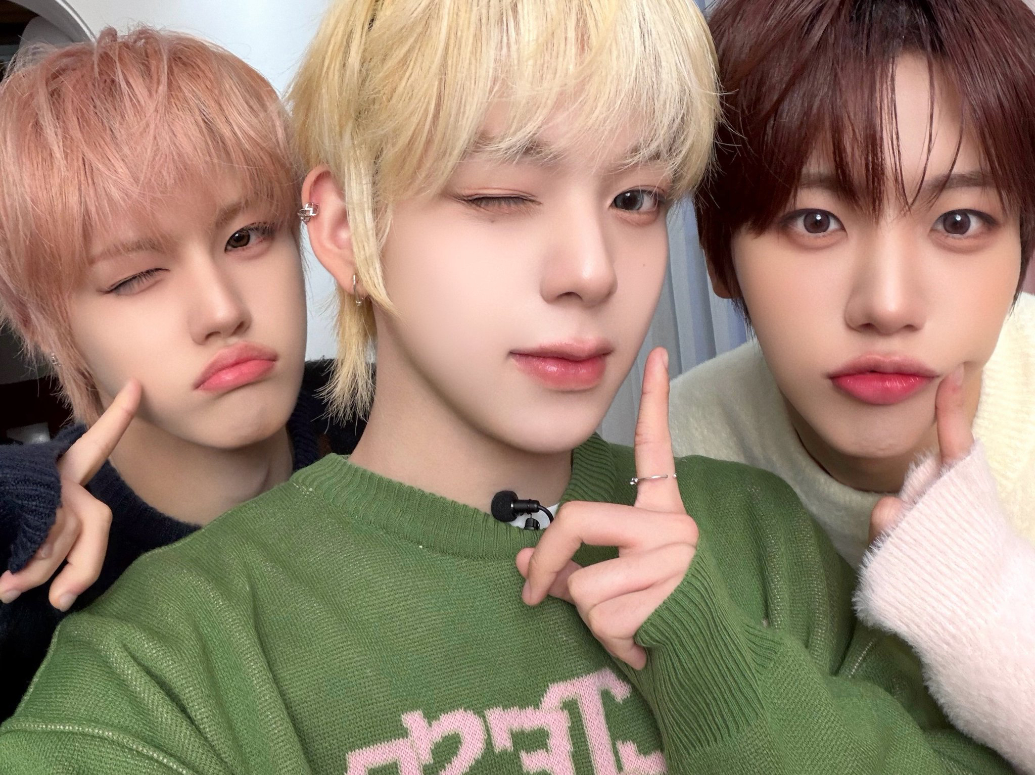 A moment captured by AHOF's fan