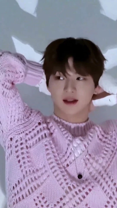 Today's most popular wallpaper in the Kang Daniel community