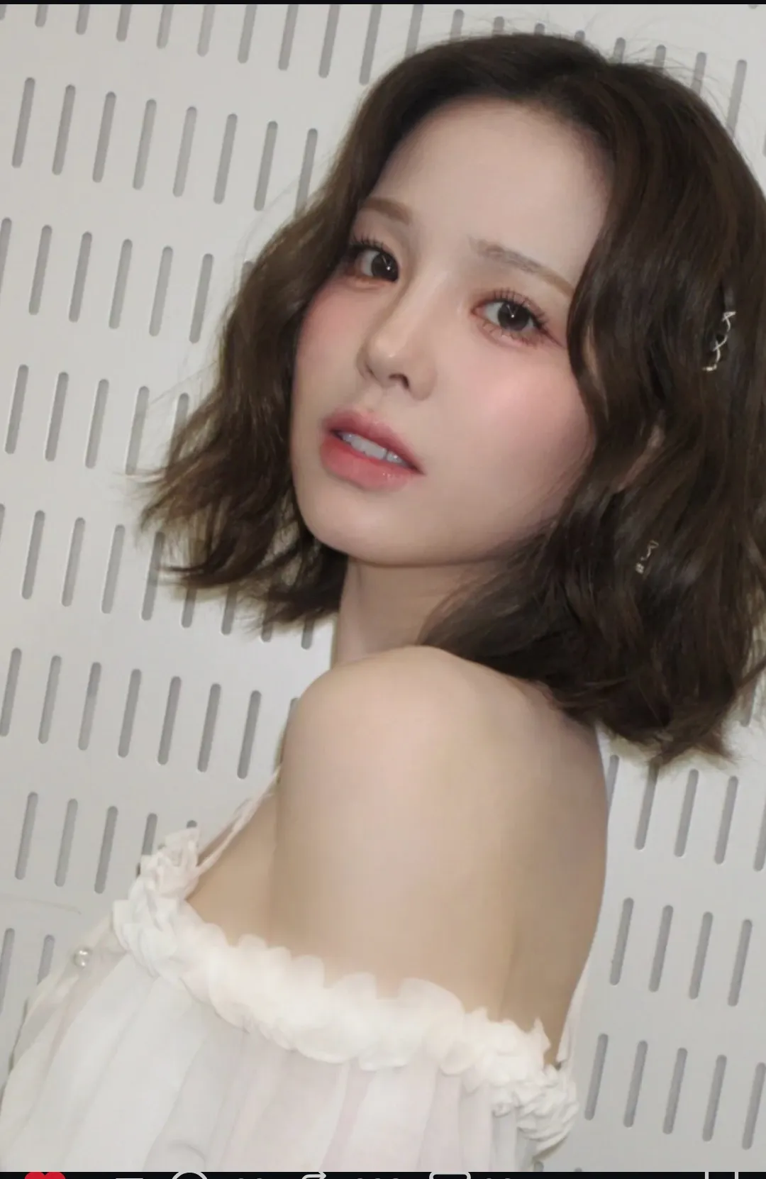 Behind-the-scenes cut of Mako (NiziU)