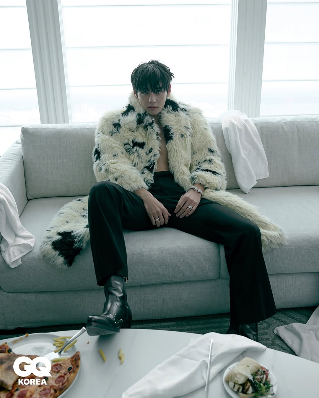 A moment captured by V (BTS)'s fan