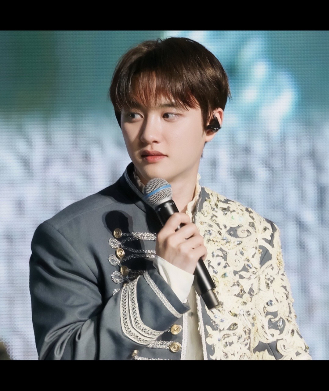 디오 (EXO)의 최신 사진