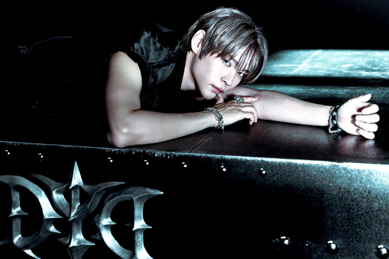 Recent activity shot of Eunseok (RIIZE)