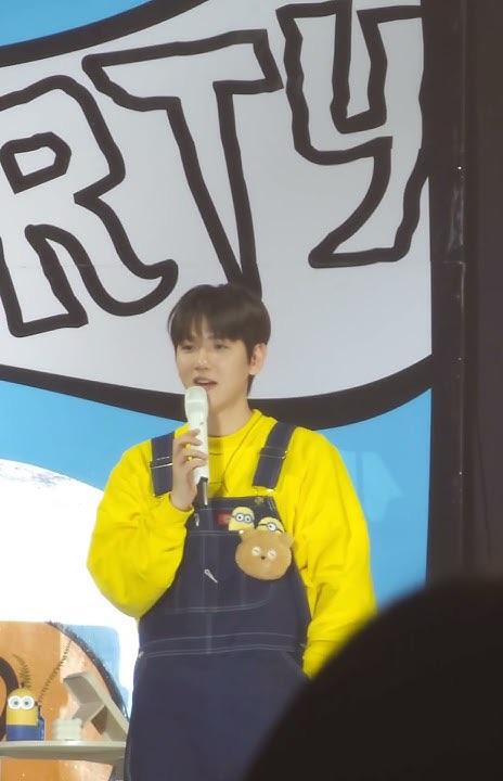 伯賢 (EXO)粉絲拍下的瞬間