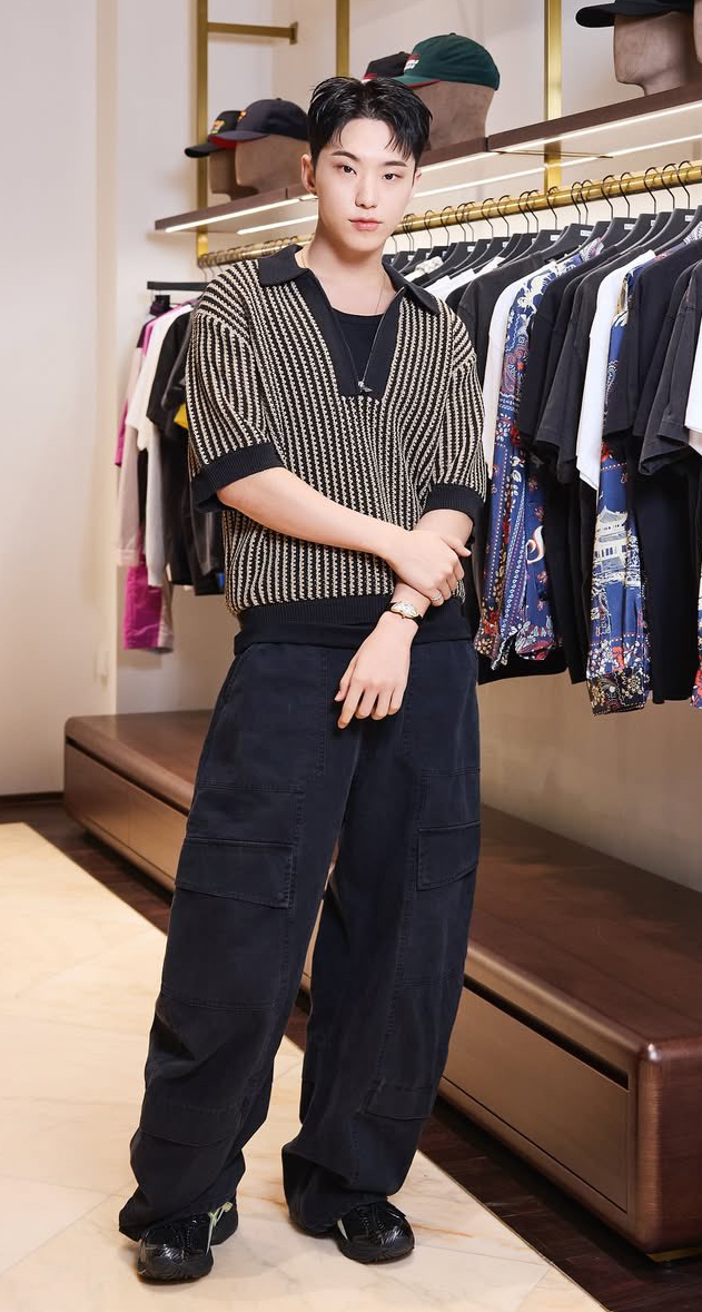 Today's most popular wallpaper in the Hoshi (SEVENTEEN) community