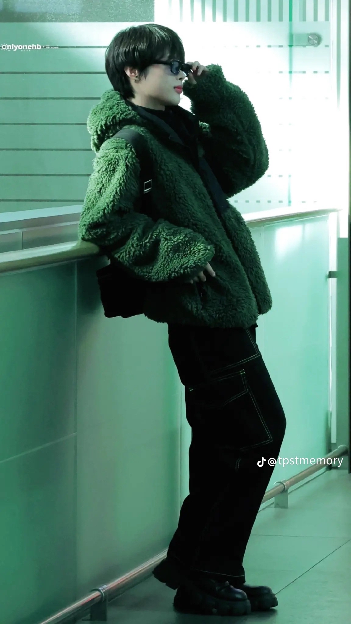 Fan-made special wallpaper for Hanbin (TEMPEST)