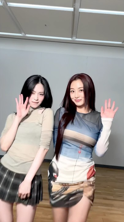 Today's most popular wallpaper in the TWICE community