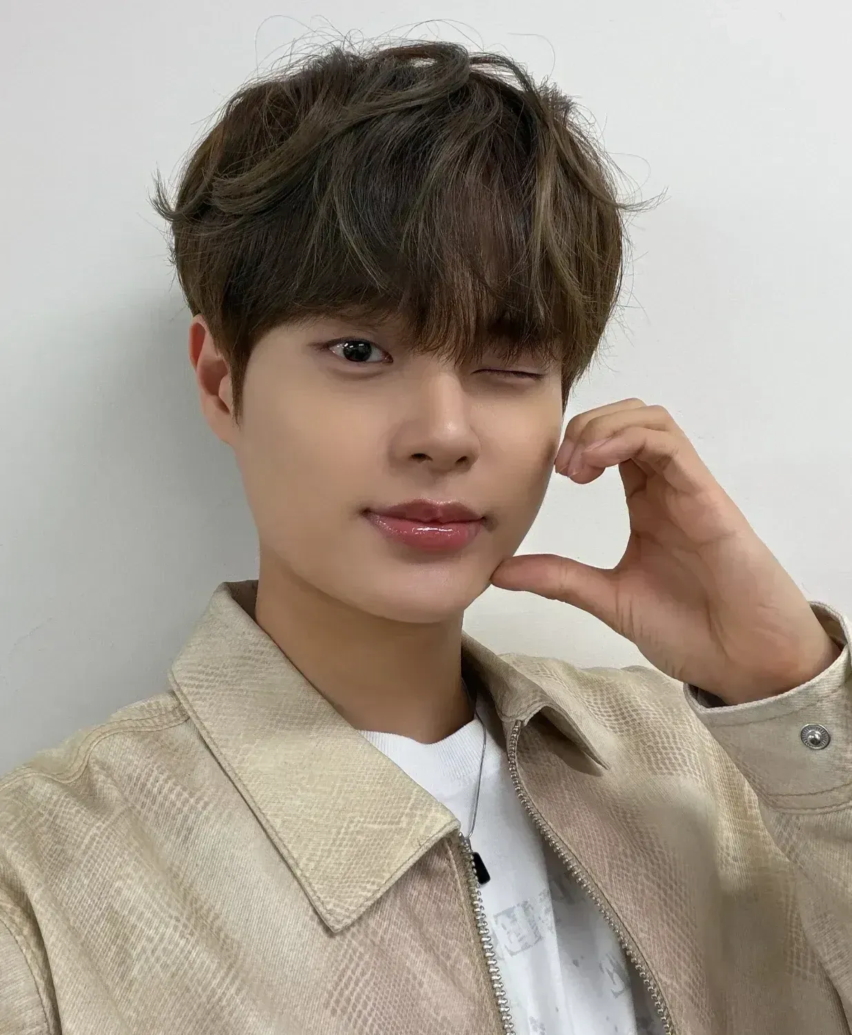Recent activity shot of Lee Daehwi (AB6IX)