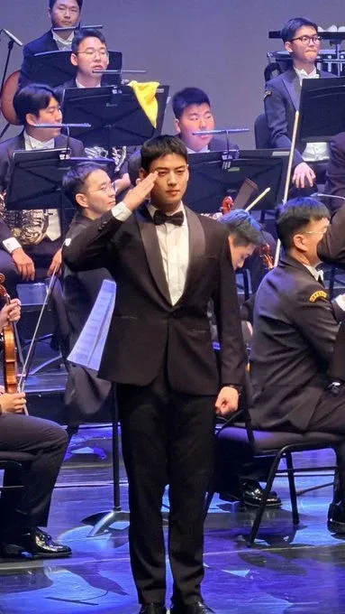 Recent activity shot of Eunwoo (ASTRO)