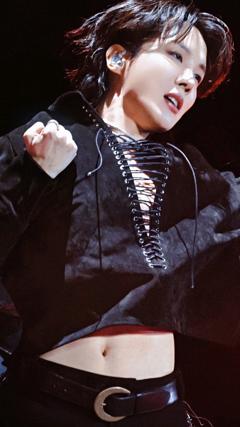 The most beloved wallpaper among Jungkook (BTS)'s fans