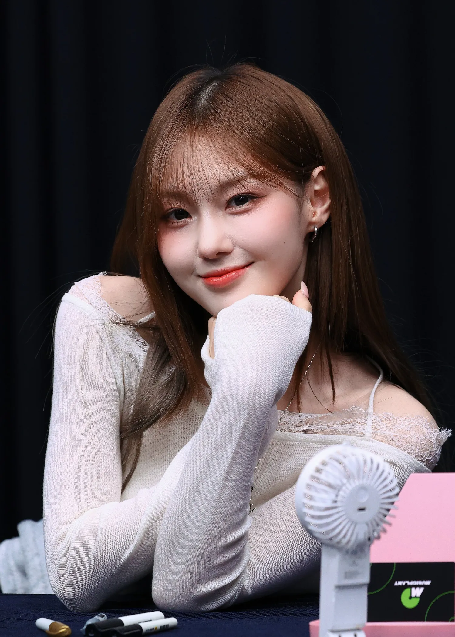 Recent activity shot of Kim Chaehyun (Kep1er)