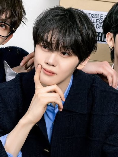 Latest photo of Kim Gyuvin