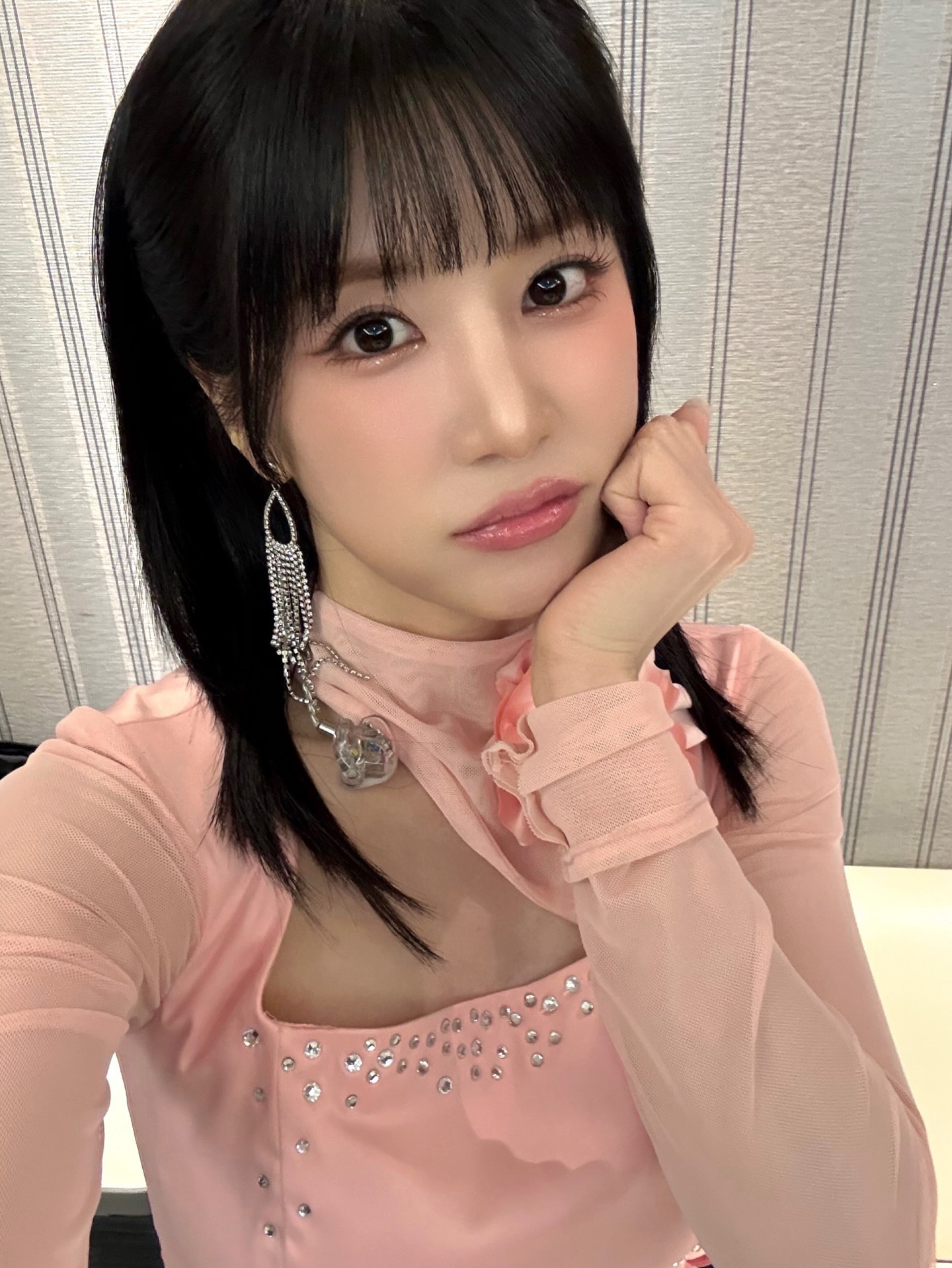 Latest photo of Park Chorong (Apink)