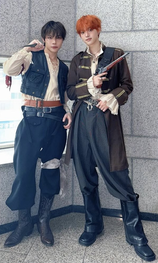 A moment captured by Nicholas (&TEAM)'s fan