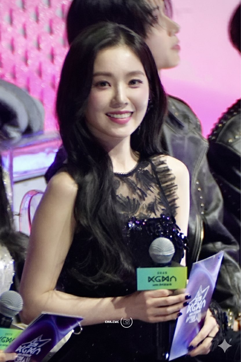 Recent activity shot of Irene (Red Velvet)