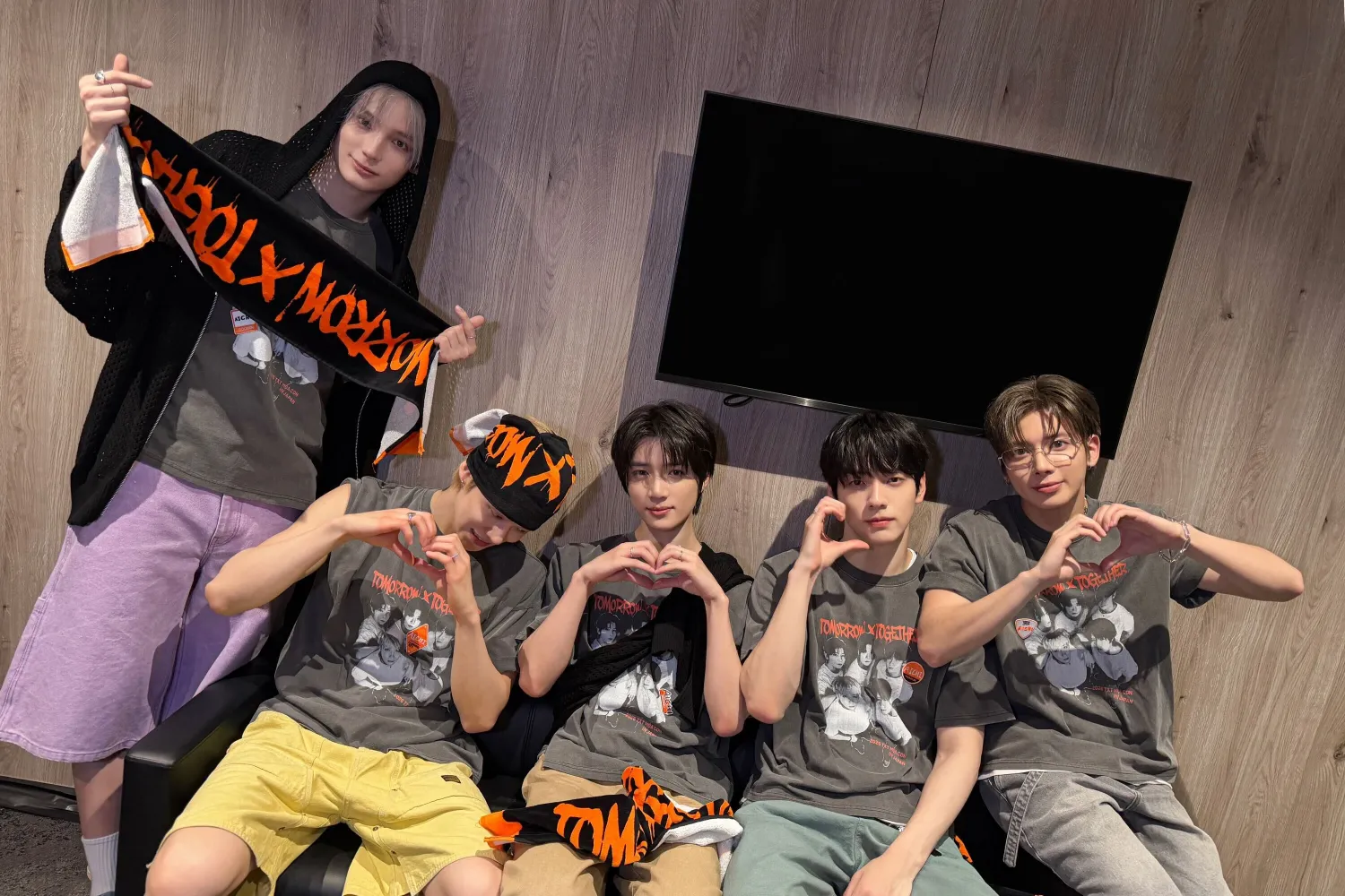 Latest photo of TOMORROW X TOGETHER