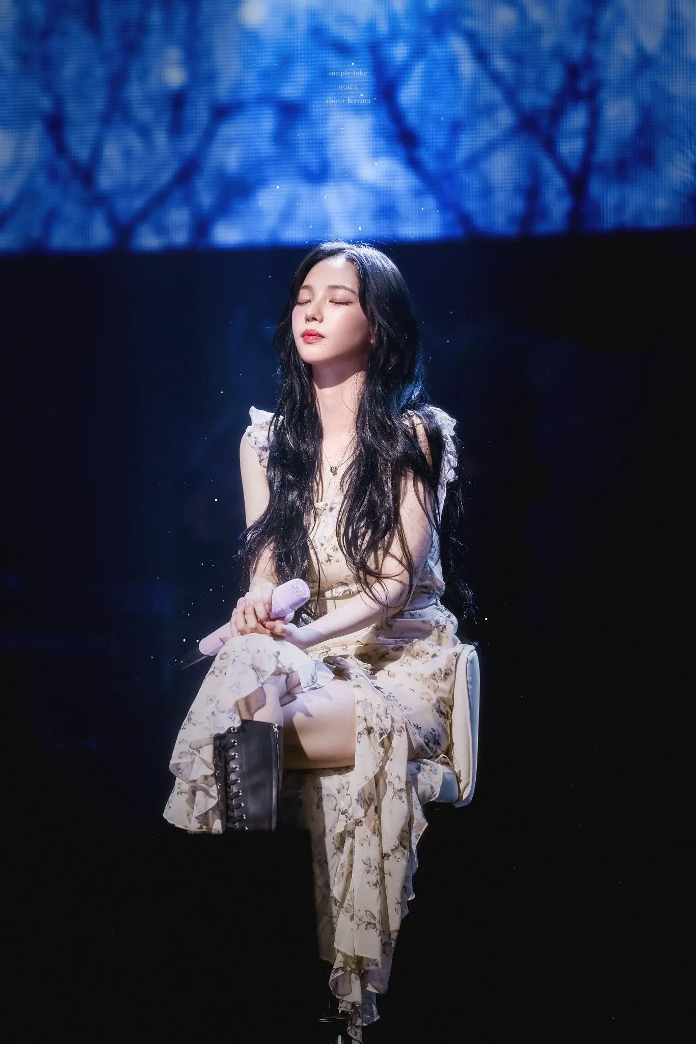 Karina (aespa)的最新照片