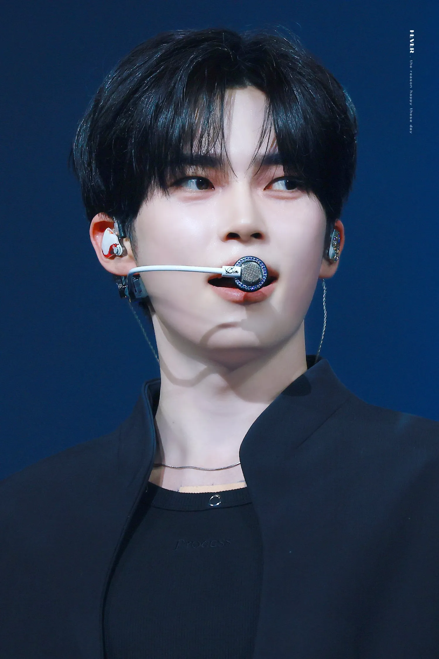 성한빈 (제로베이스원) 최근 활동샷
