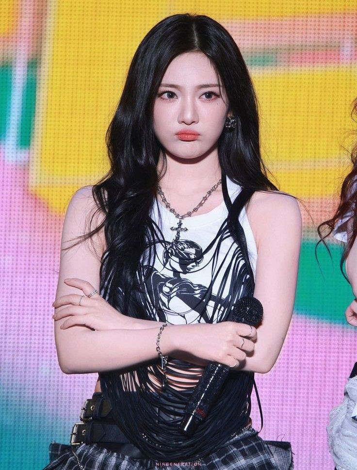 Behind-the-scenes cut of Ningning (aespa)